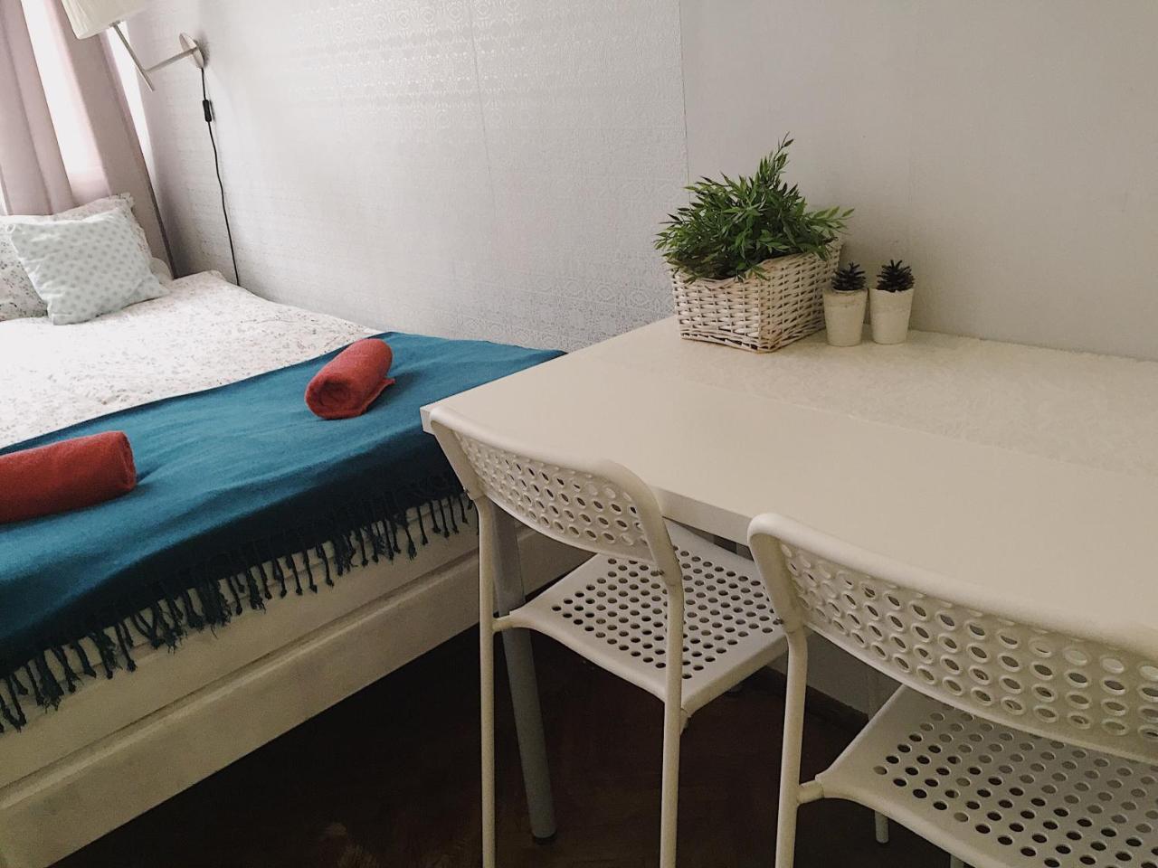 Aleje 28 Hostel *